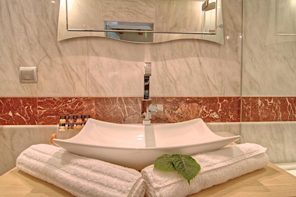 Bellagio Luxury Boutique Resmo